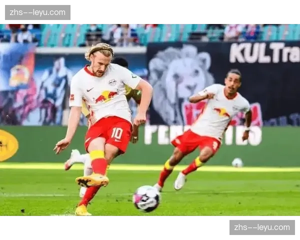 德甲周末收官战报：海登海姆主场逼平强敌，全场跑动距离创赛季新高