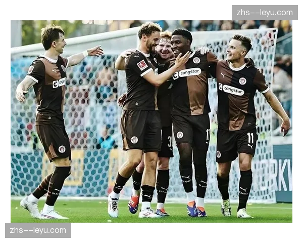 霍芬海姆2-2绝平奥格斯堡，争四形势胶着